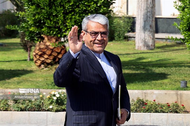 لایحه-دوفوریتی-کاهش-مالیات-بر-ارزش-افزوده-کالاهای-اساسی-و-دارو-به-مجلس-ارسال-شد